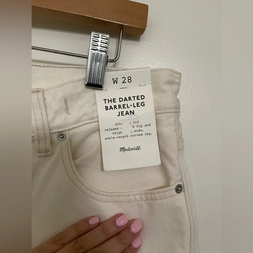 The Darted Barrel-Leg Jean size 28 - Picture 4 of 5